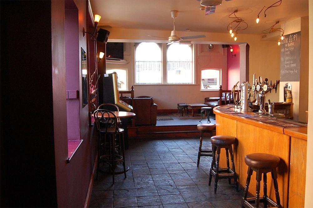 Eurobar & Hotel Oxford Exterior photo